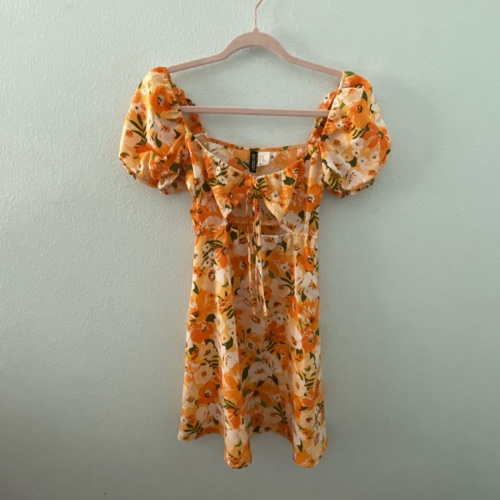 H&M Orange Floral Dress 🏵